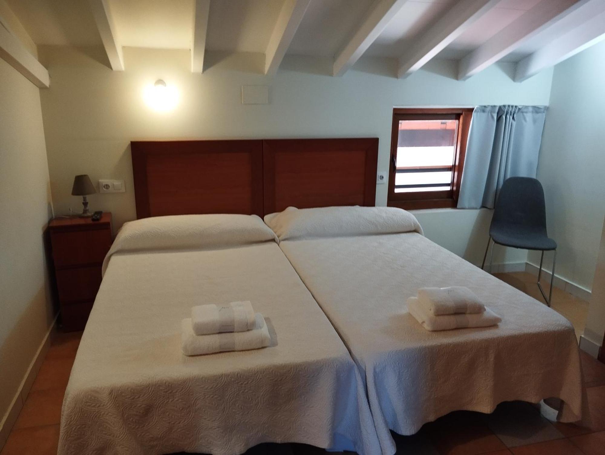 Hostal Bordillas Pomaluengo Extérieur photo