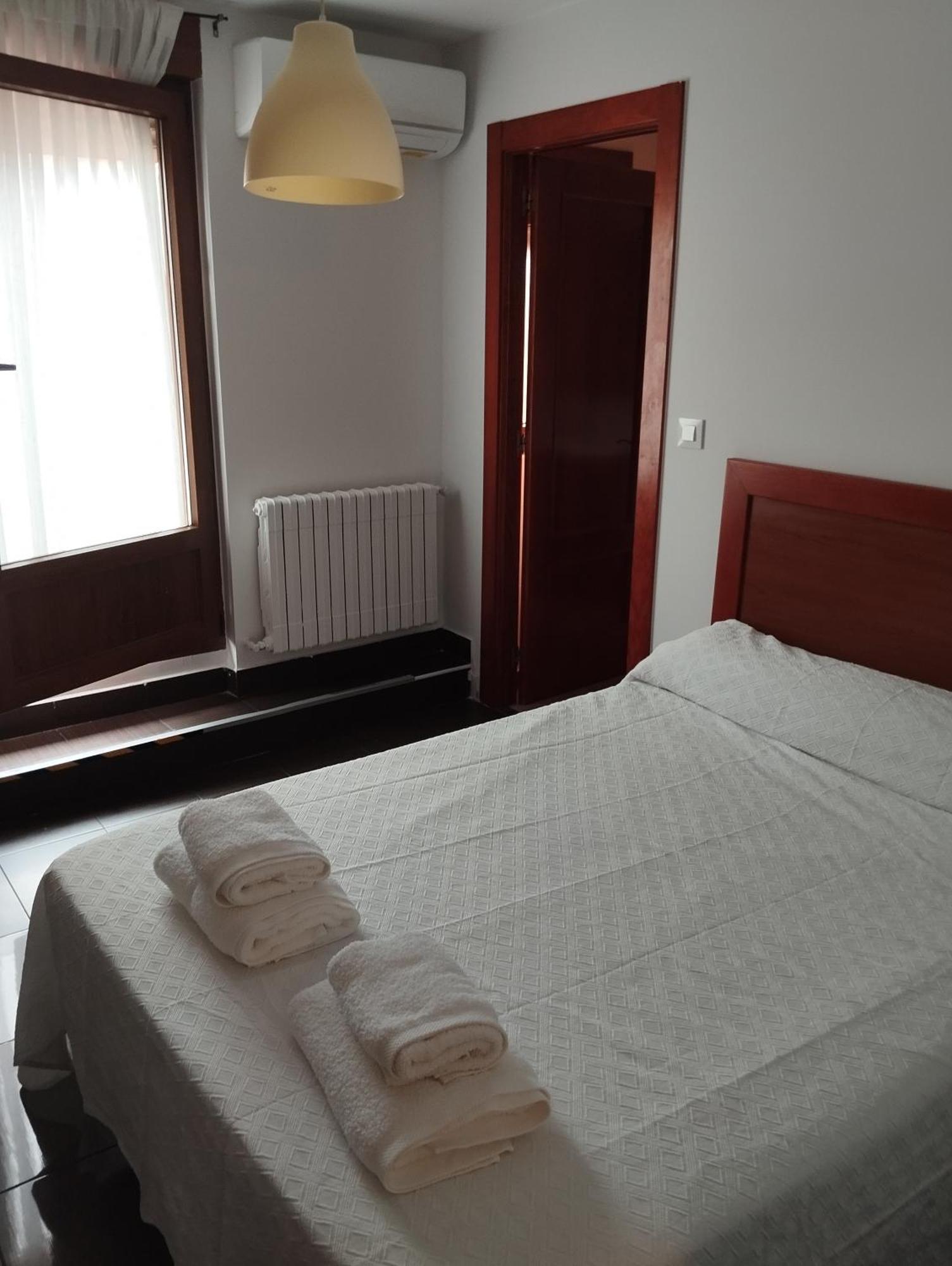 Hostal Bordillas Pomaluengo Extérieur photo